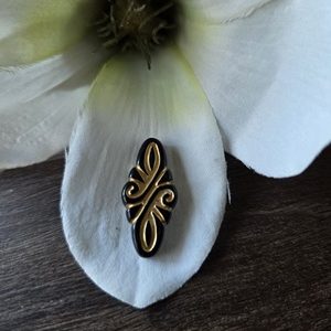 Arabesk ruit zwart - goud 30*14mm