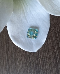 Rechthoek met bloem Teal blue - goud 9,5*10,5mm
