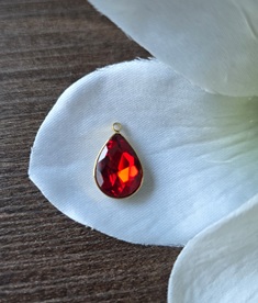 Rood/goud druppel 17*11mm